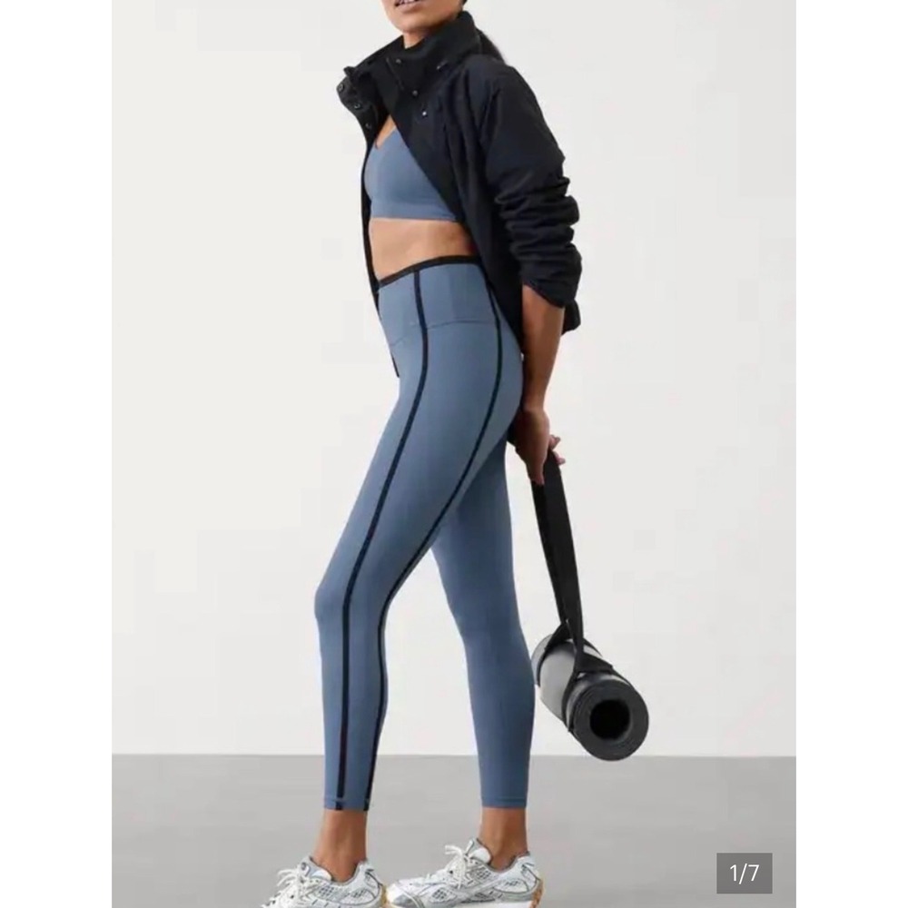 Athleta Ultra High Rise Elation 7/8 Tight Blue Black Stripe Leggings Large